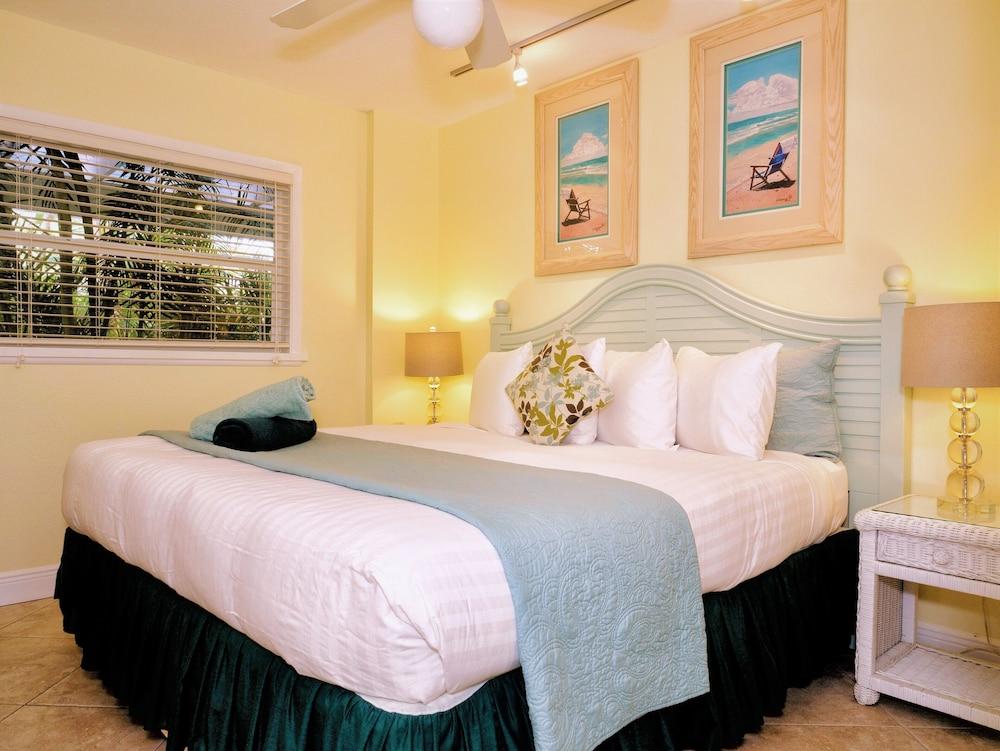 Siesta Palms By the Beach photo 37