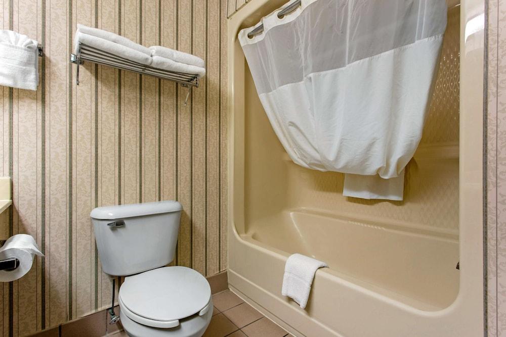 Quality Inn Surfside Myrtle Beach photo 21