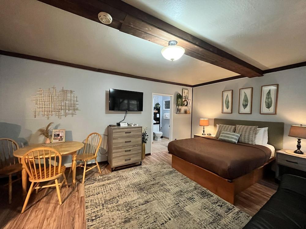 Redwoods River Resort photo 18