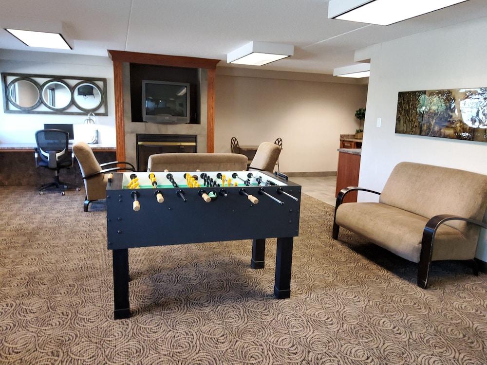 Klopfenstein Inn and Suites photo 11