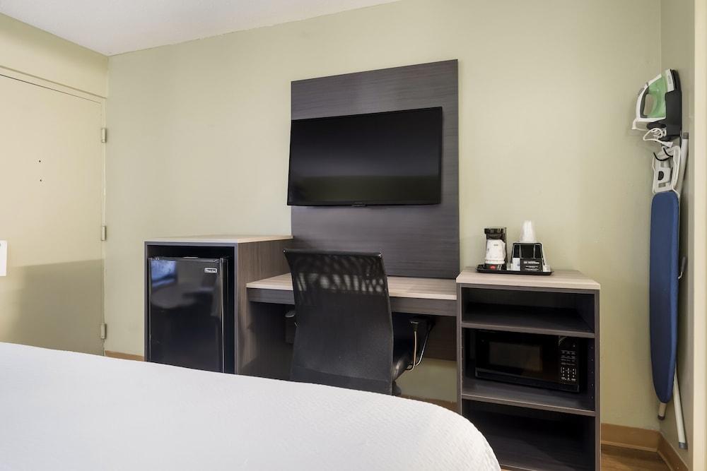 SureStay Hotel by Best Western Columbus Downtown photo 7