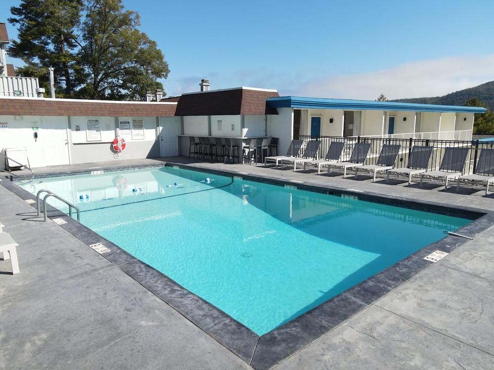 Lakefront Terrace Resort photo 16