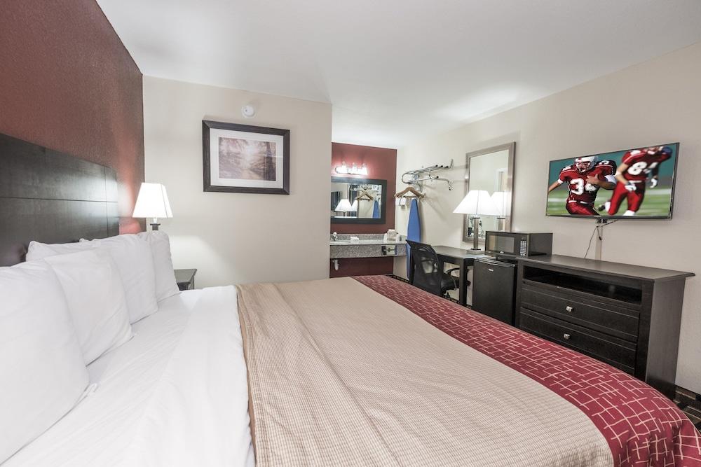 Red Roof Inn Mobile - Midtown photo 12