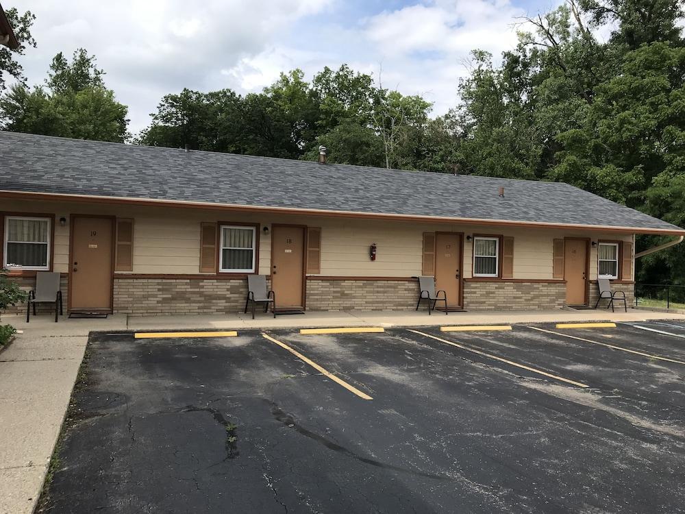 Parkview Motel photo 8