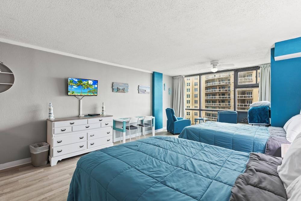 Oceanside Inn Studios by Brightwild photo 62