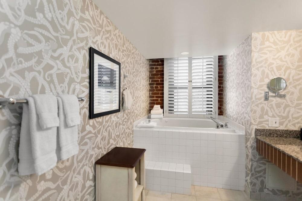 Argonaut Hotel photo 63