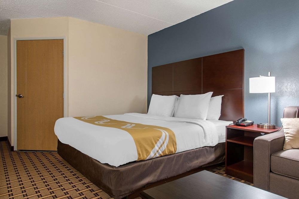 New Prague Inn & Suites photo 14