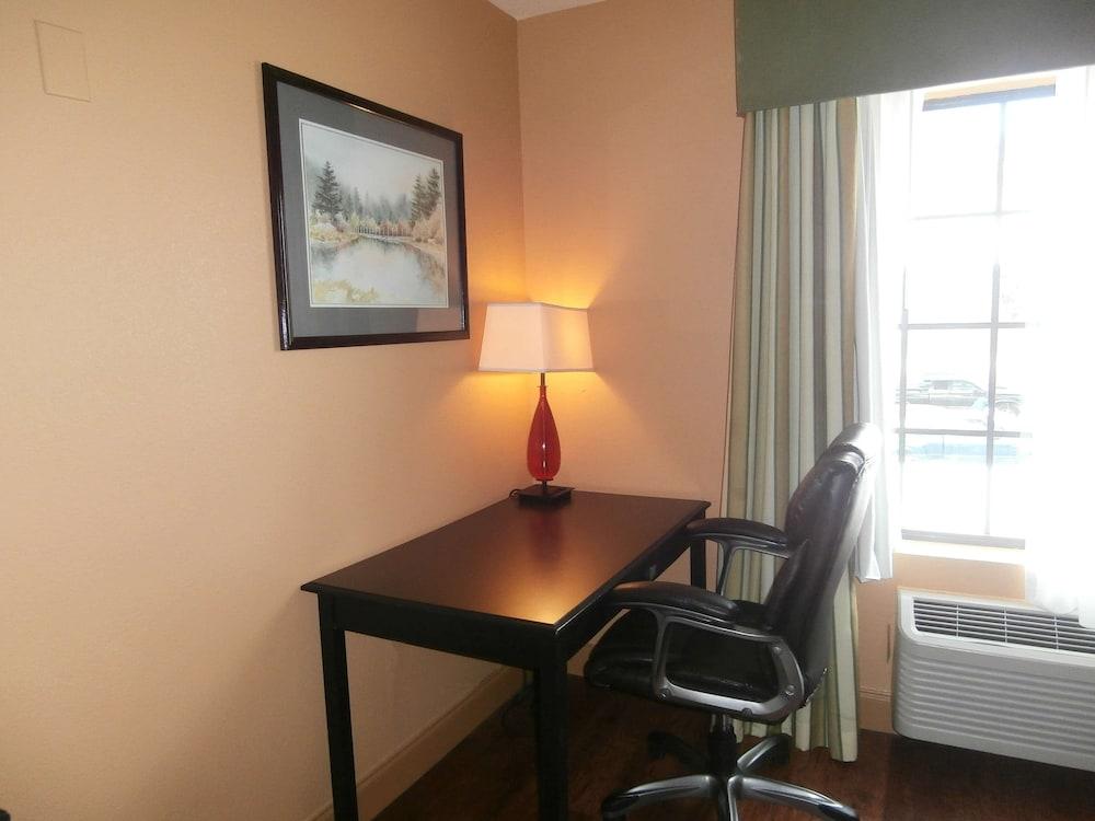 Americas Best Value Inn & Suites Griffin photo 20