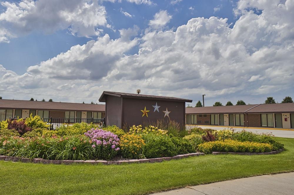 Trade Winds Motel photo 22
