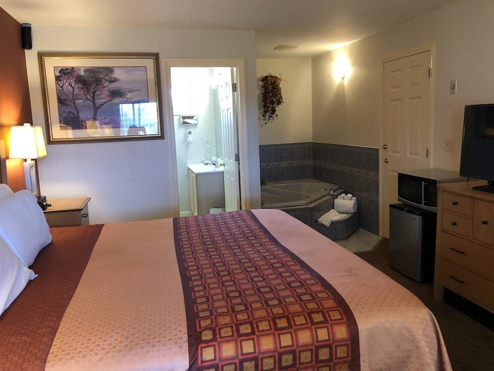 Wilbraham Inn photo 13