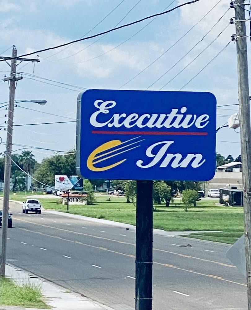 Executive Inn Kingsville photo 17
