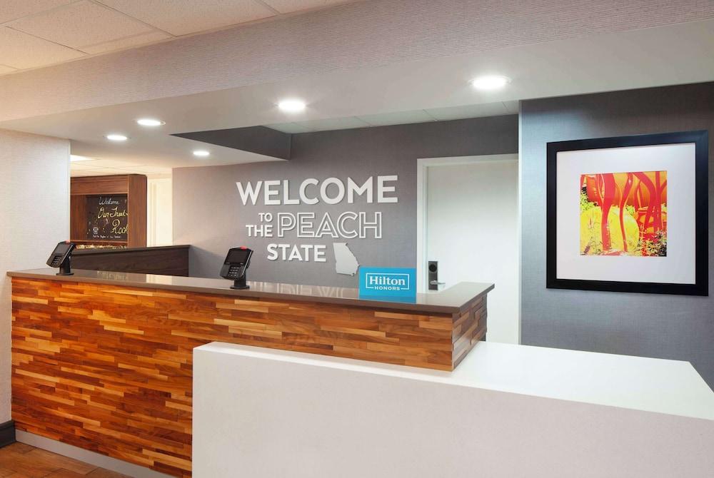 Hampton Inn Southlake photo 3