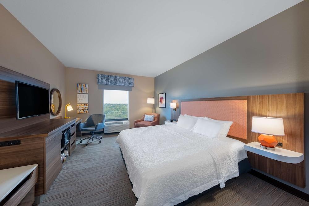 Hampton Inn St. Robert/Ft. Leonard Wood photo 36