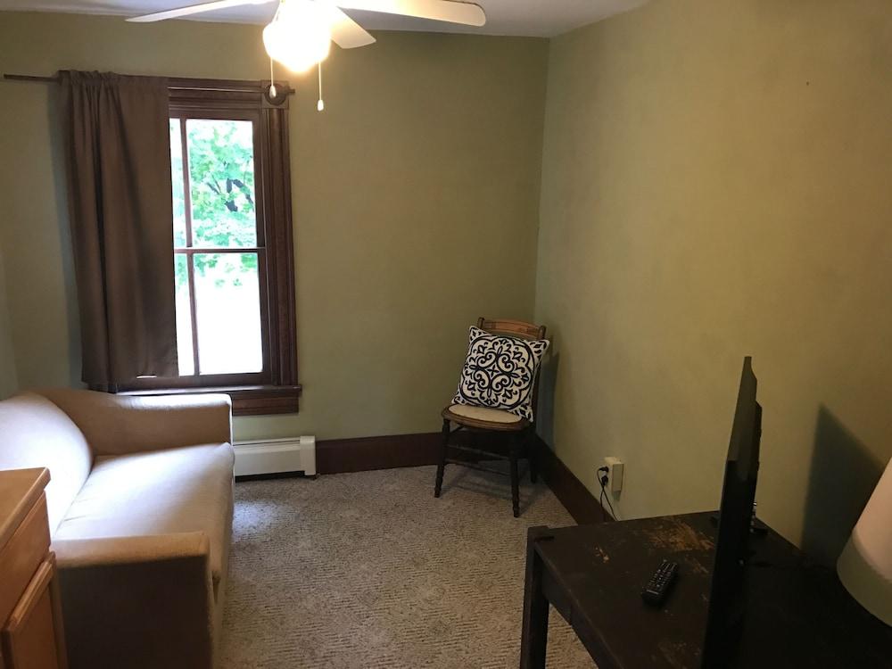 Riverside Hotel photo 14