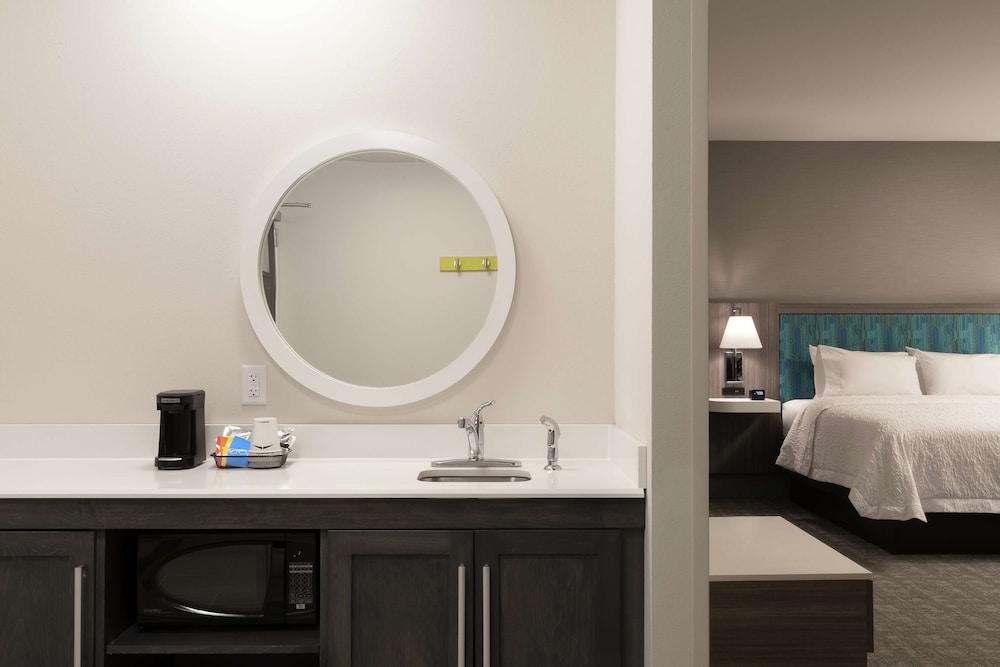 Hampton Inn O'Fallon photo 14