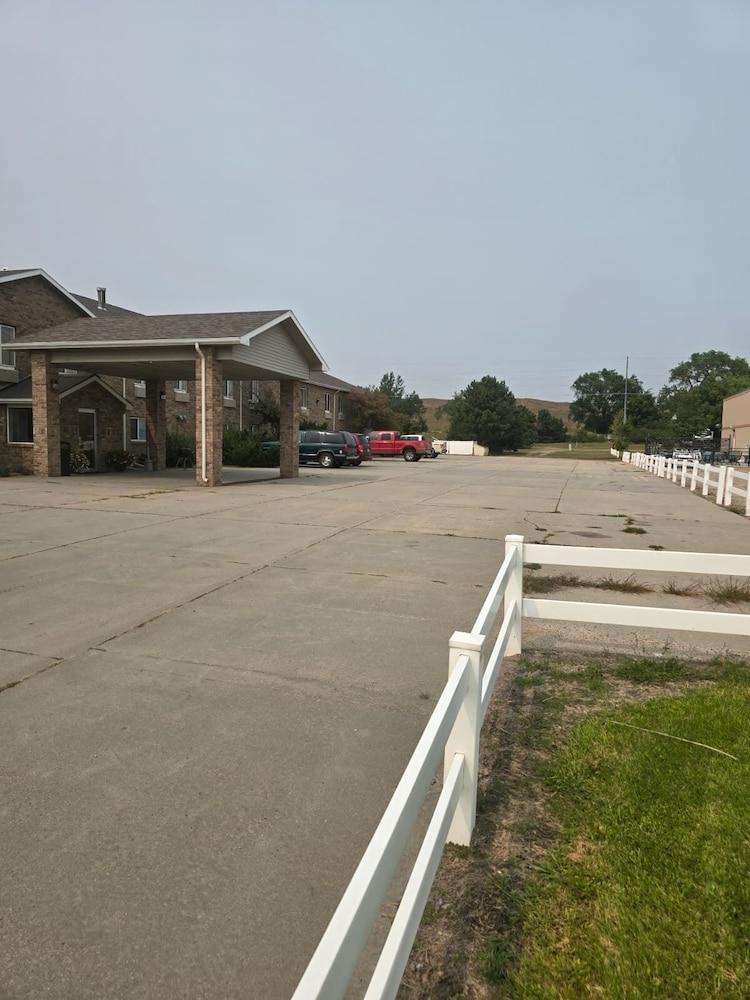 Capital O Roadside Inn Thedford NE 2 photo 2