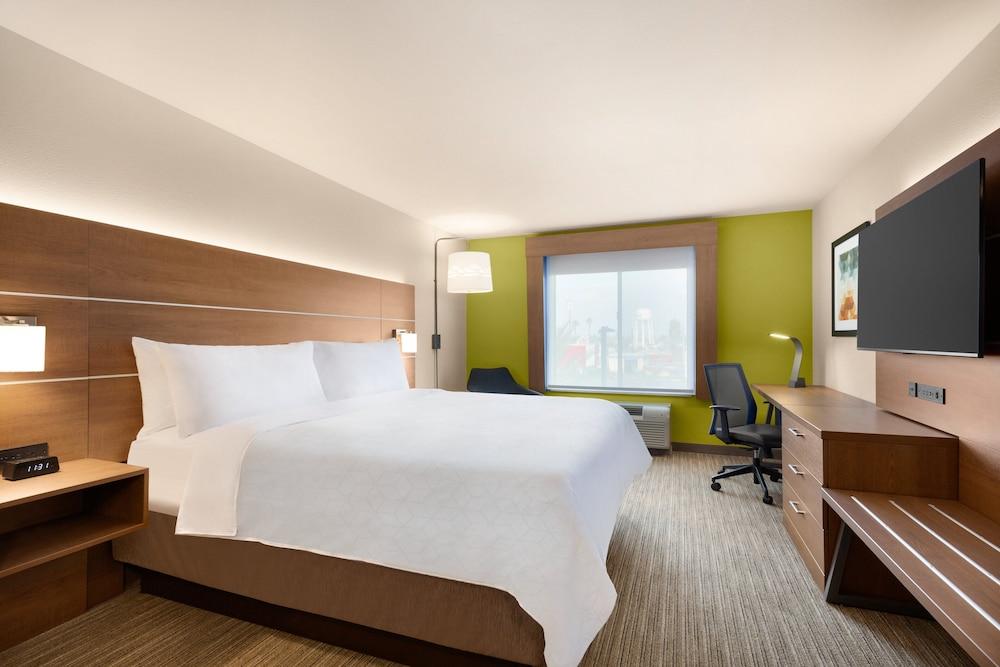 Holiday Inn Express Hotel & Suites Merced by IHG photo 36