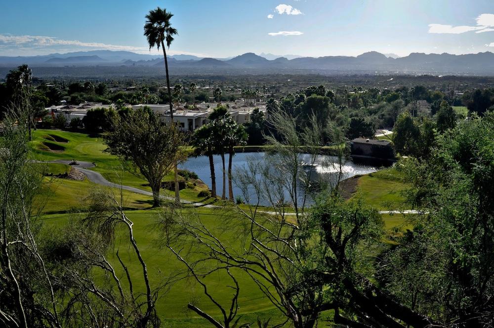 Mission Hill Casitas photo 36