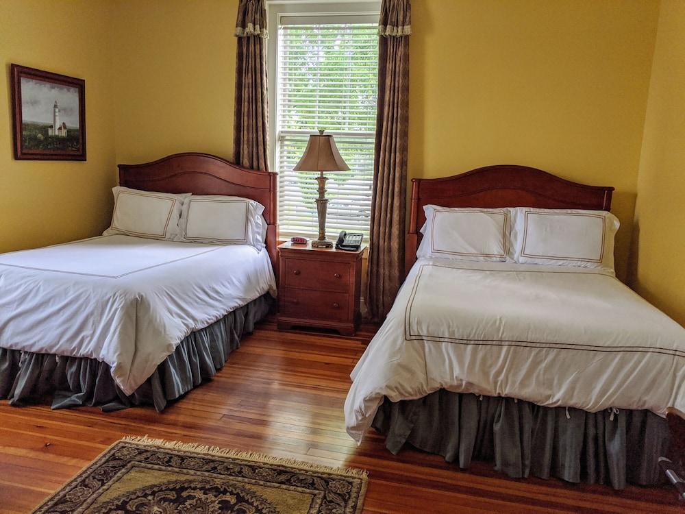 Grand Lux Inn photo 3