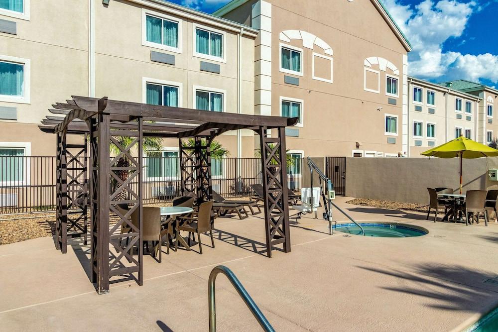 Comfort Inn Tucson Central photo 24