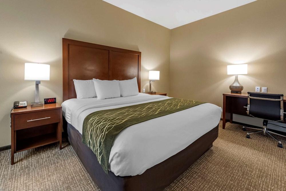 Comfort Inn & Suites Pittsburgh South photo 20