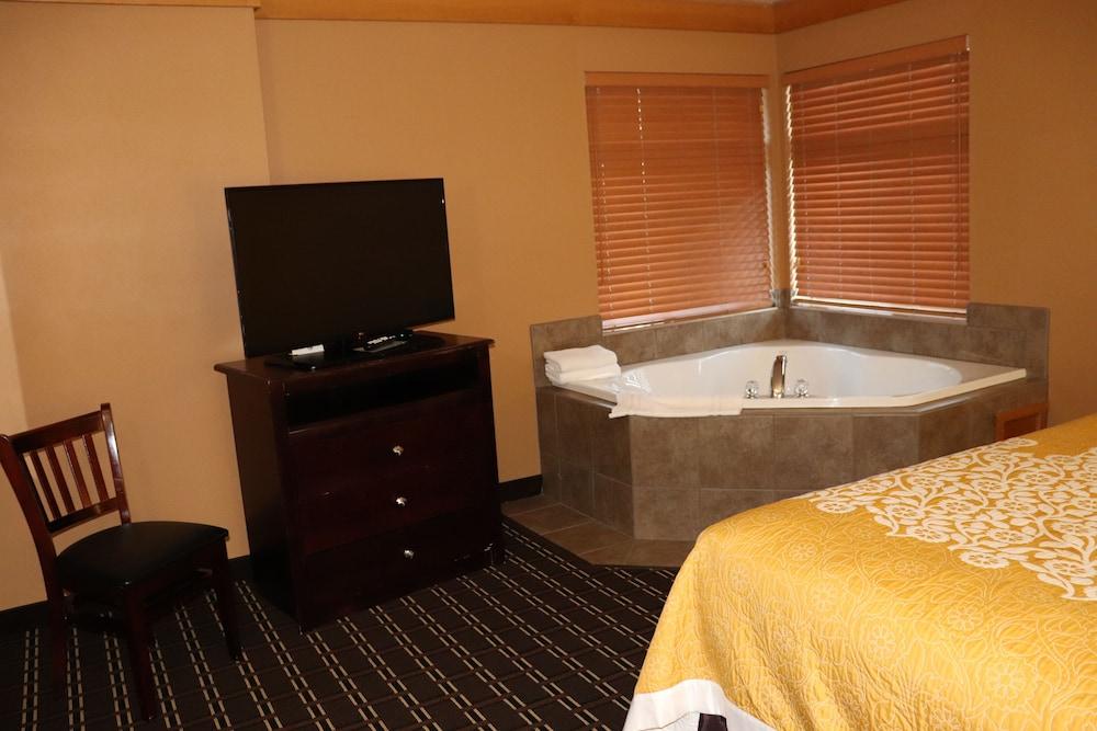 Prairie Inn and Suites Holmen/La Cross photo 8