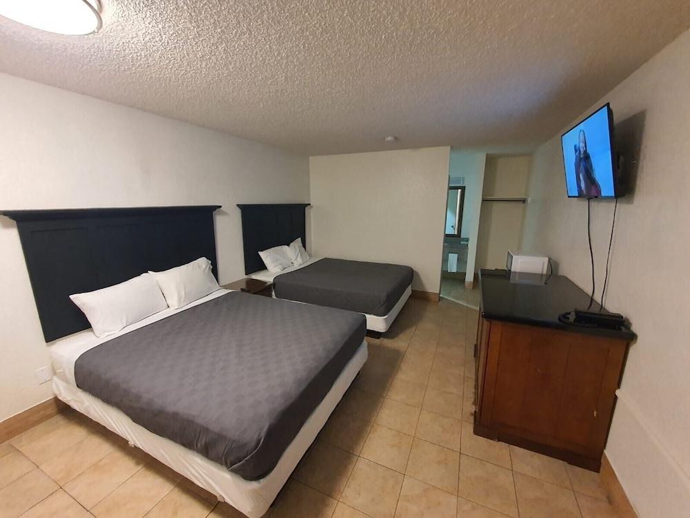 Ocotillo Apartments & Hotel photo 7
