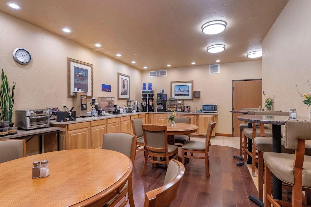 Best Western Devils Tower Inn photo 19