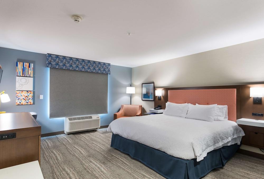 Hampton Inn Niles photo 7