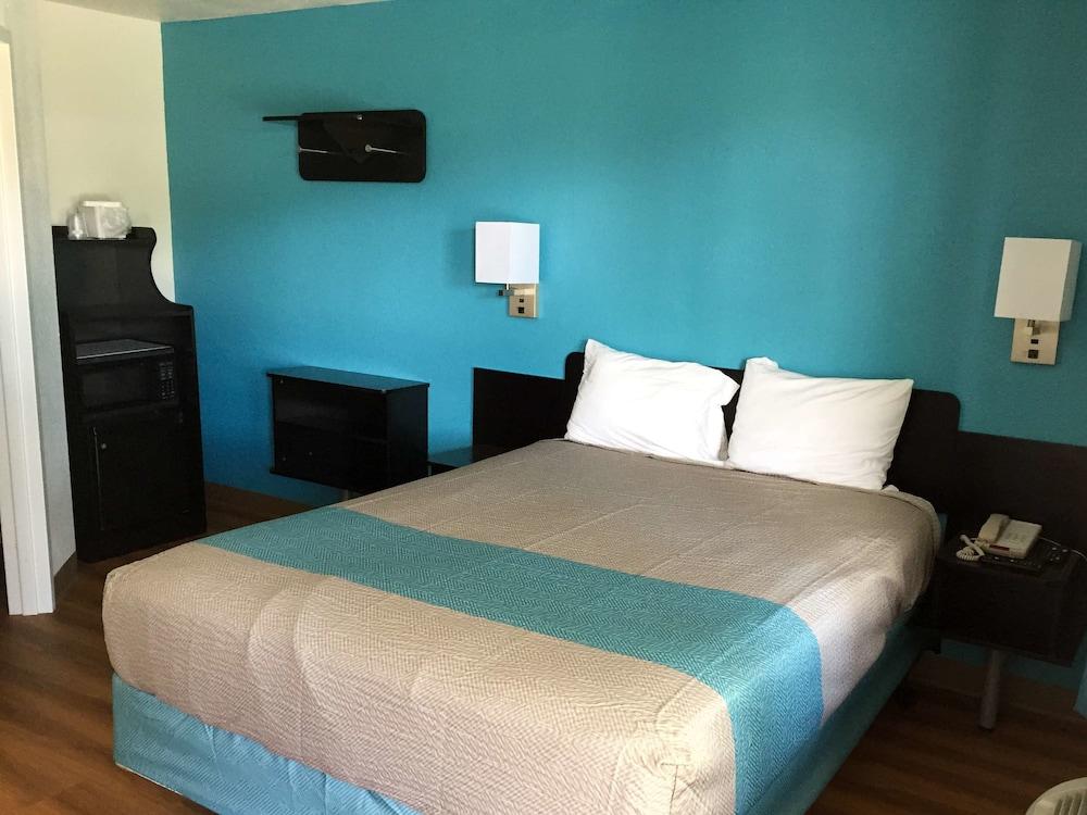 Motel 6 Prairie Du Chien, WI photo 31