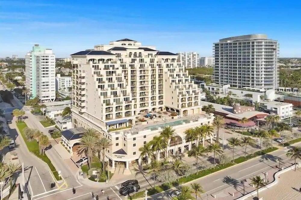 Private Residences at the Atlantic Resort and Spa photo 14