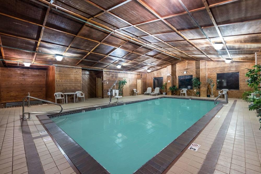 Summerset Hotel & Suites photo 19