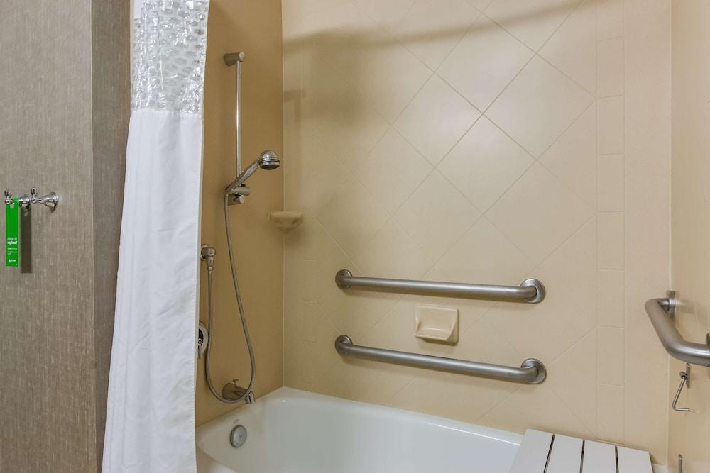 Hampton Inn & Suites Mt. Juliet photo 52