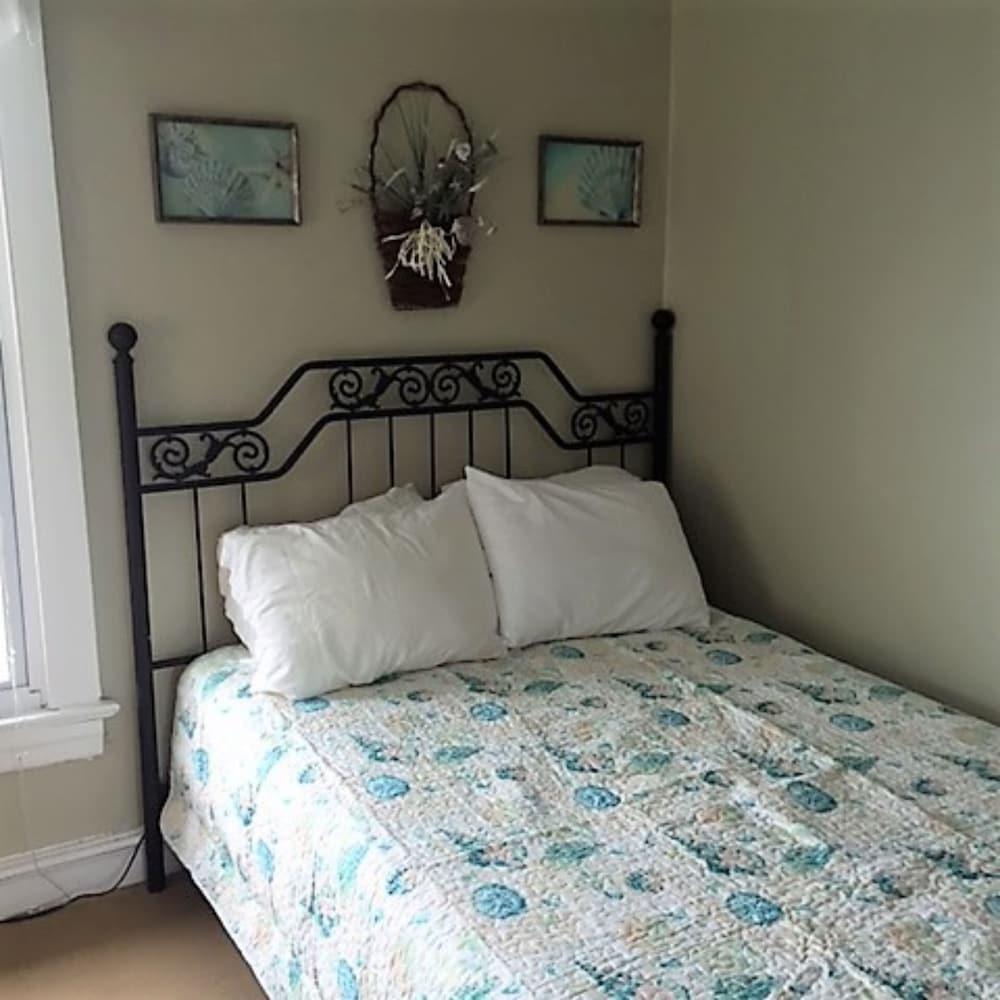 Bath Avenue House photo 21