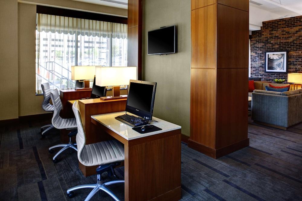 Hyatt Place Columbia/Downtown/The Vista photo 35