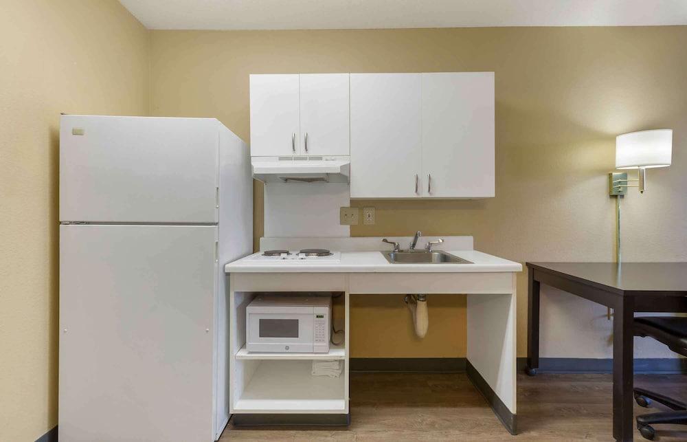 Extended Stay America Suites Washington DC Chantilly Dulles photo 11