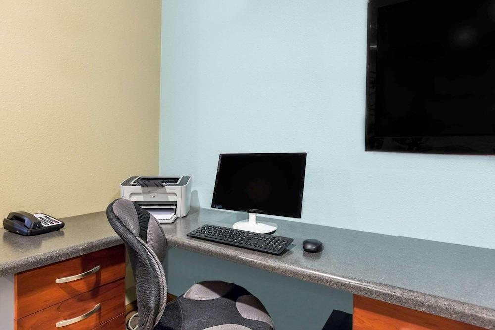West point inn and suites photo 15