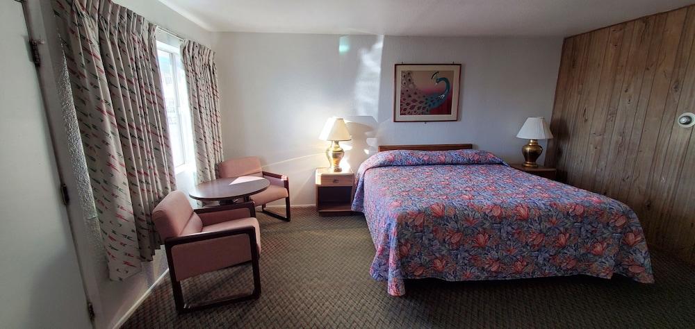 Budget Inn photo 22