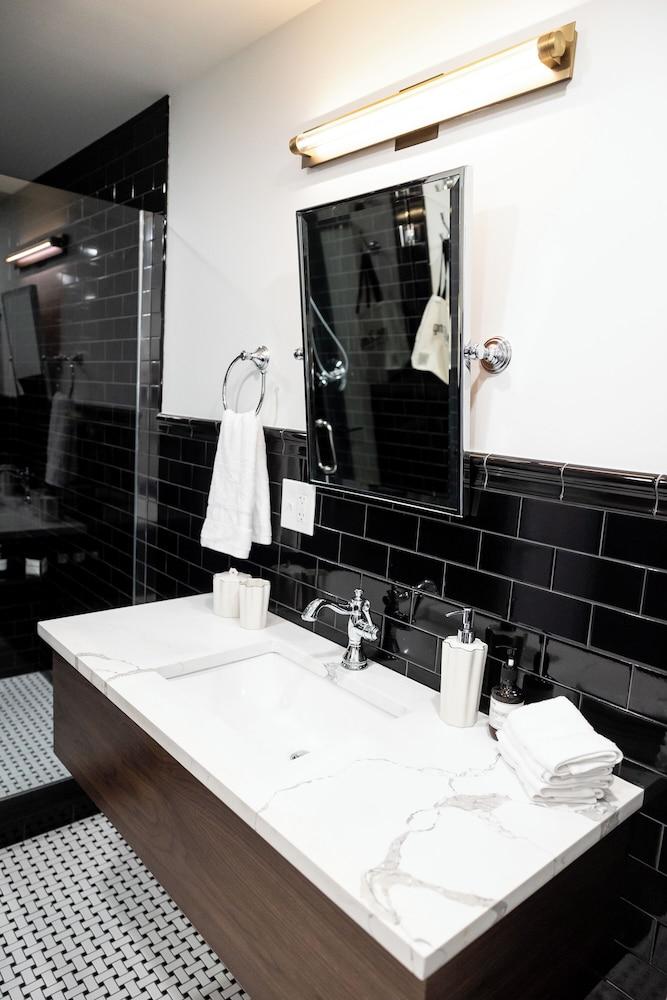 The Gas Lamp Hotel photo 10