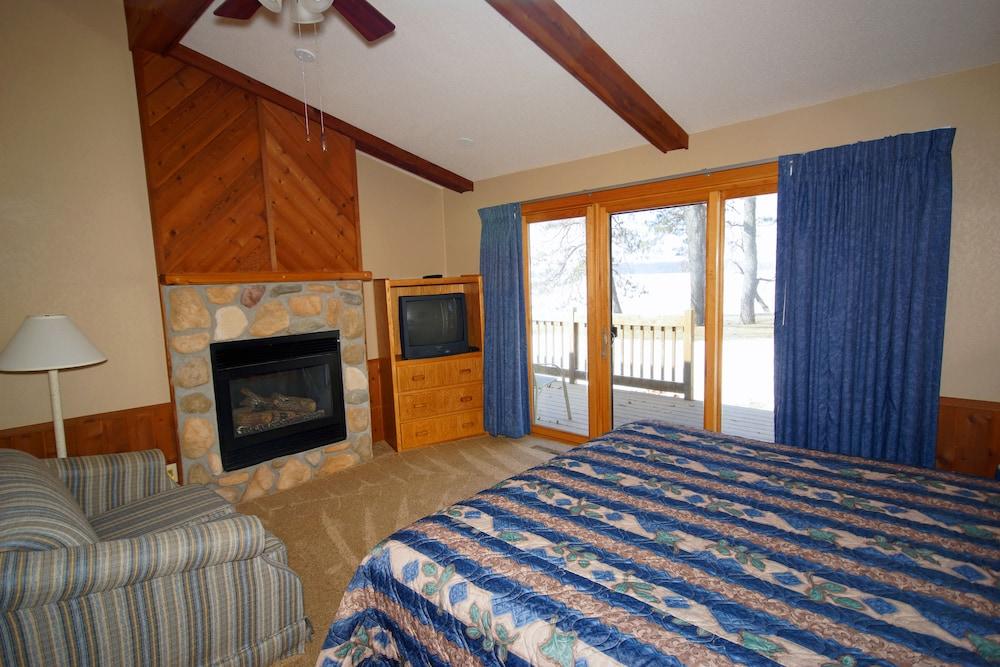 Kavanaugh's Sylvan Lake Resort photo 63