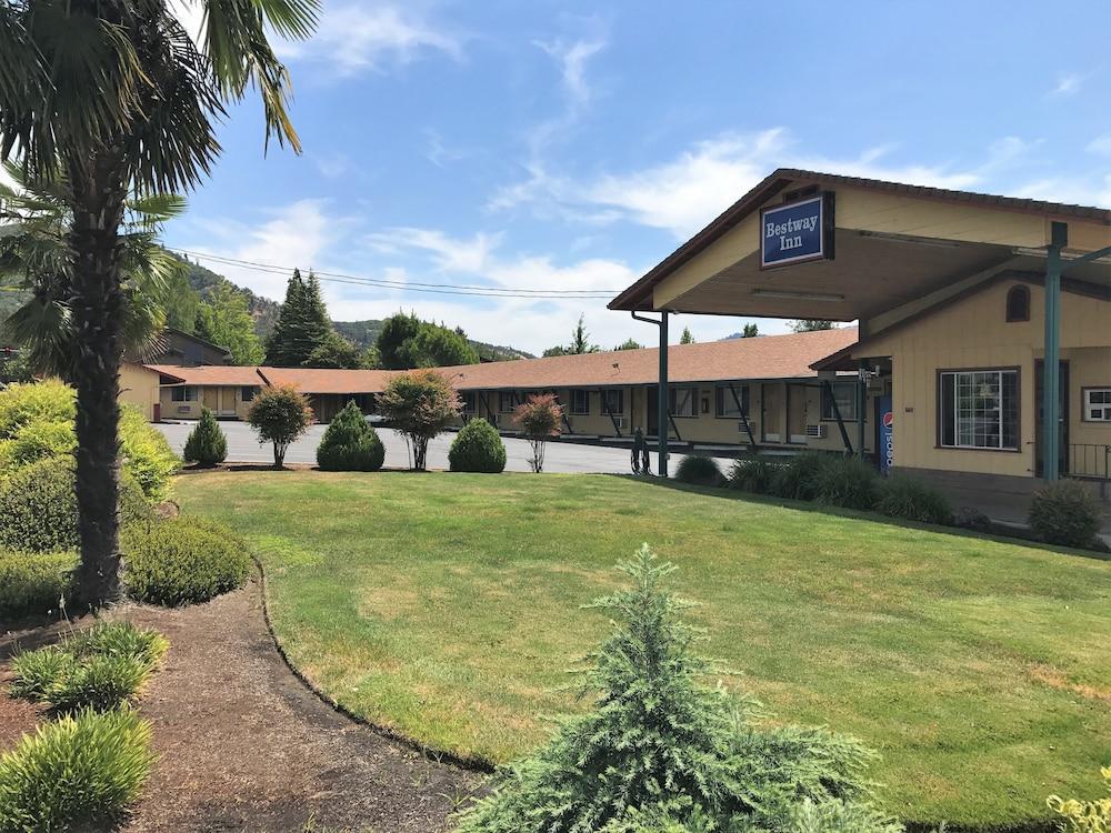 Bestway Inn photo 6