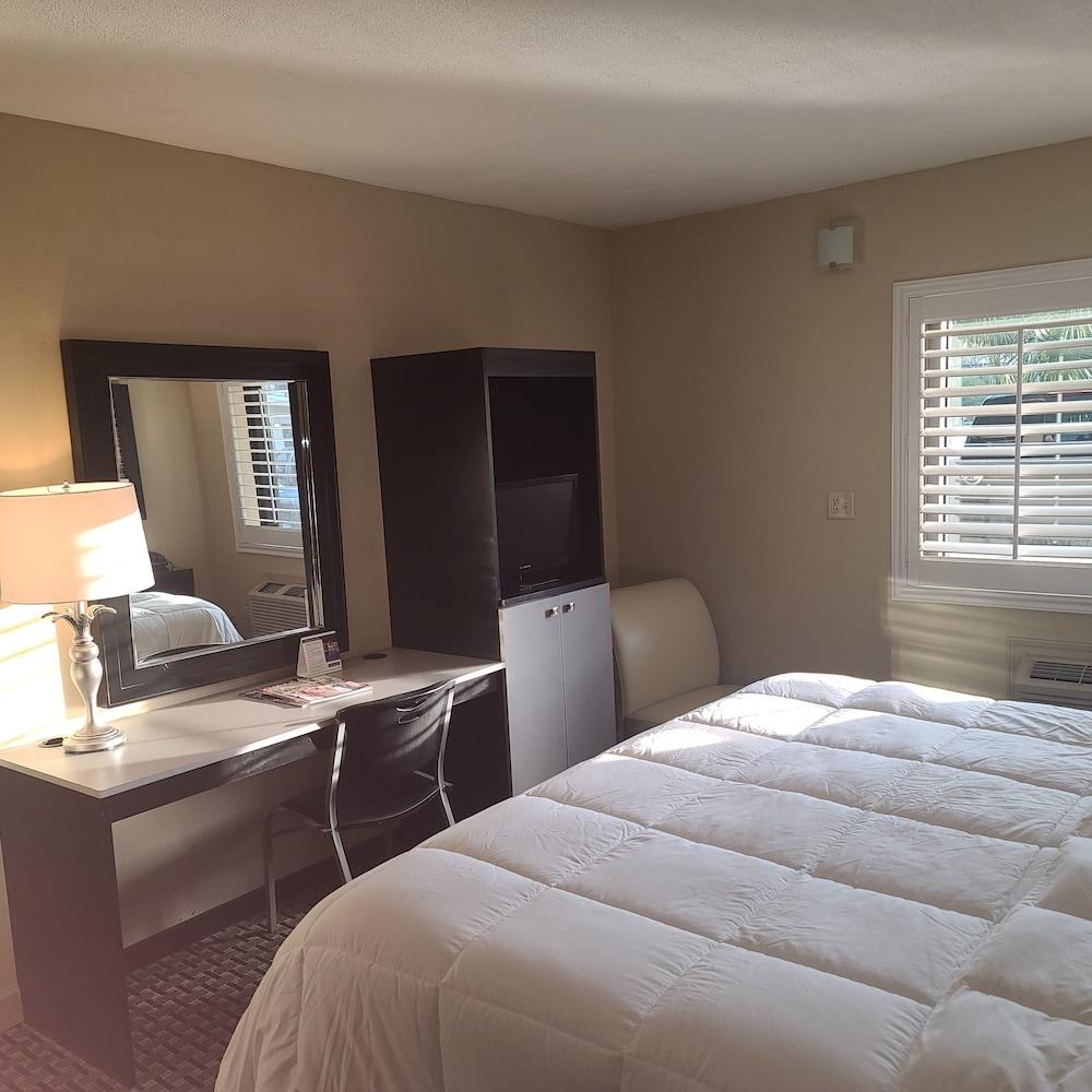 Sole Inn and Suites photo 13