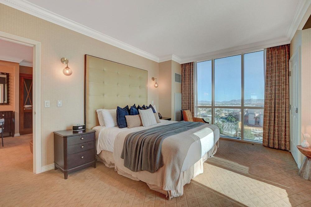 Suite Hub LV at Signature Sphere View photo 26