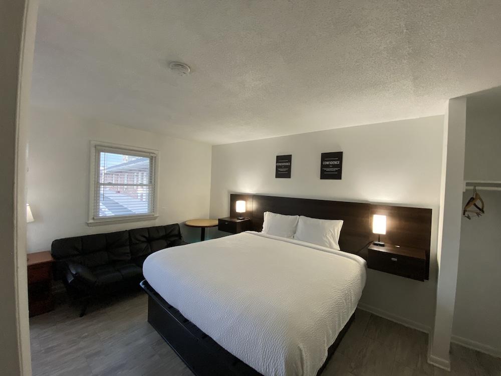 Relax Inn Smyrna photo 2