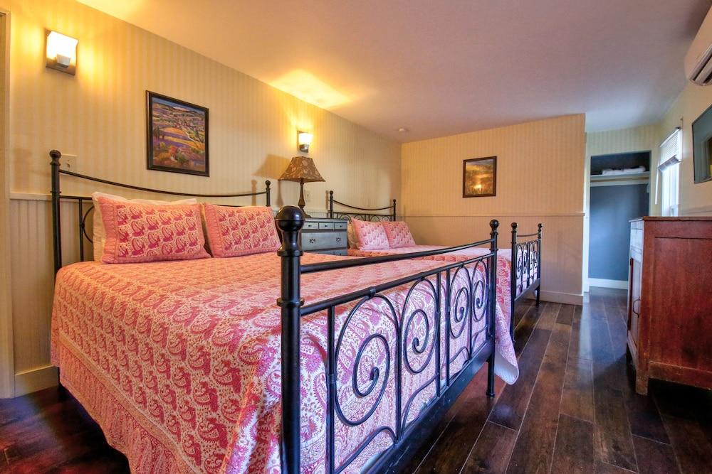 Hotel Charlotte photo 8