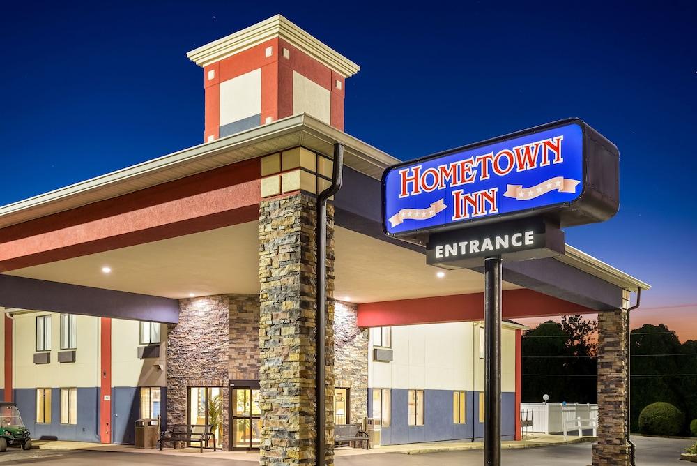 Hometown Inn photo 1