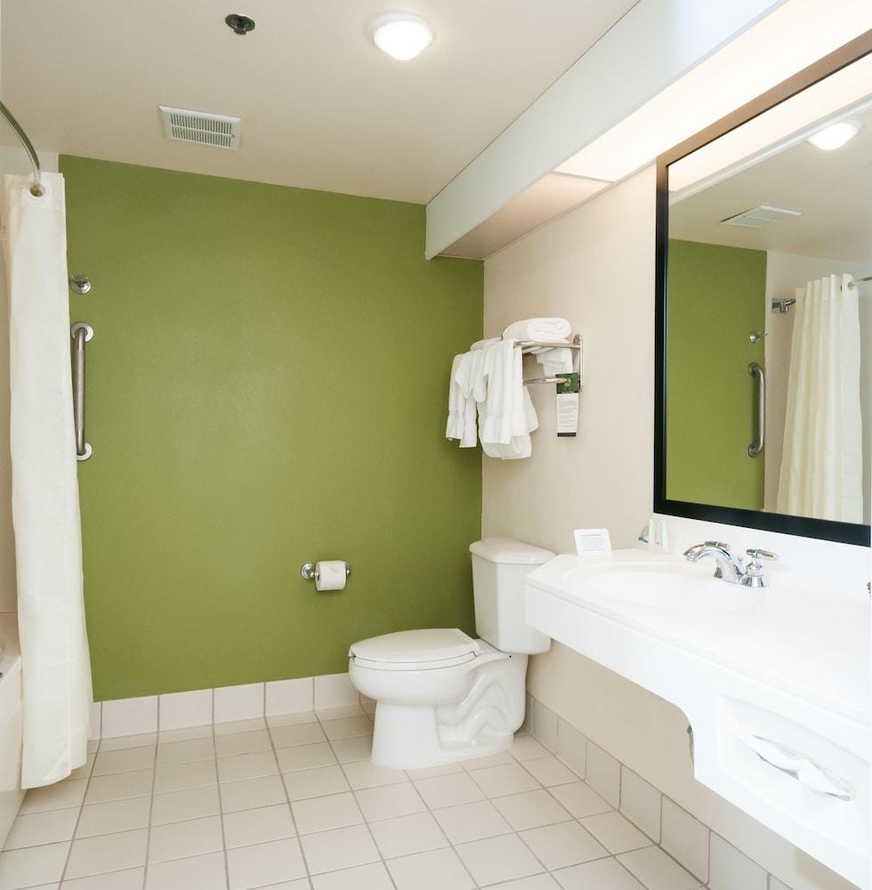 Sleep Inn & Suites photo 38