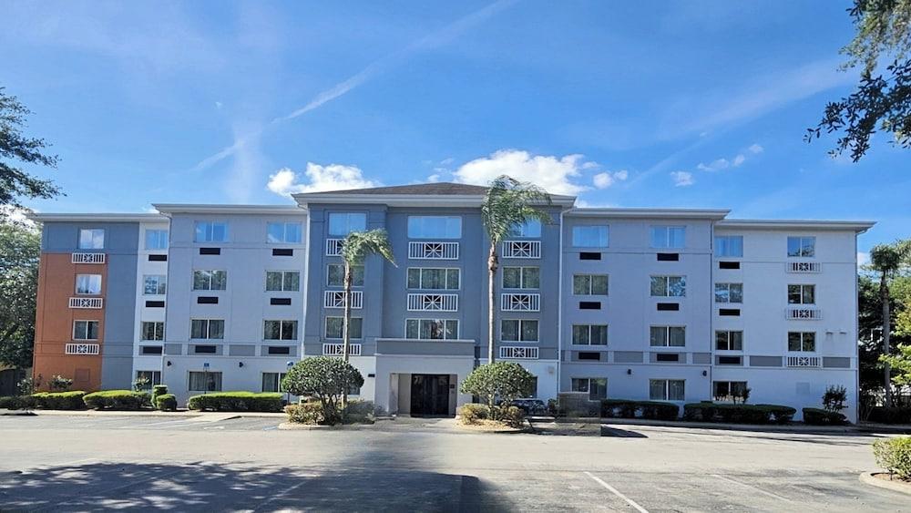 Holiday Inn Express & Suites Clermont Se West Orlando by IHG photo 2