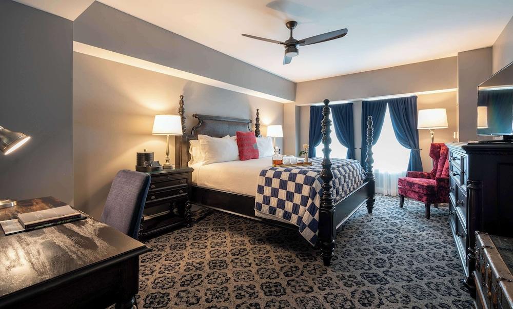 The Kendall Hotel at the Engine 7 Firehouse photo 52