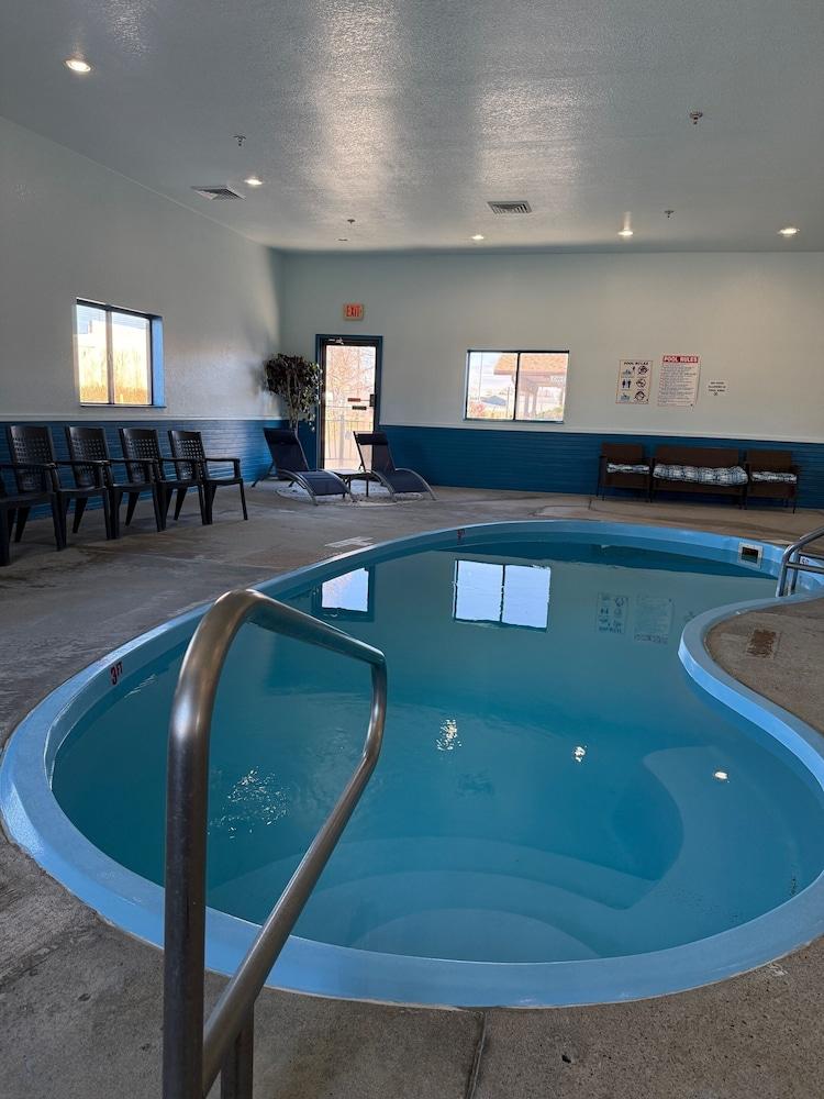 Americas Best Value Inn Torrington photo 21